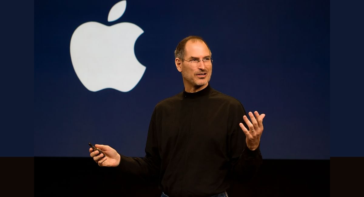 Entrepreneur Insights: The Story of Steve Jobs to Built Apple into a Global Icon